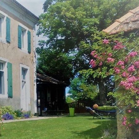 Un Petit Coin De Paradis Gluiras Екстериор снимка